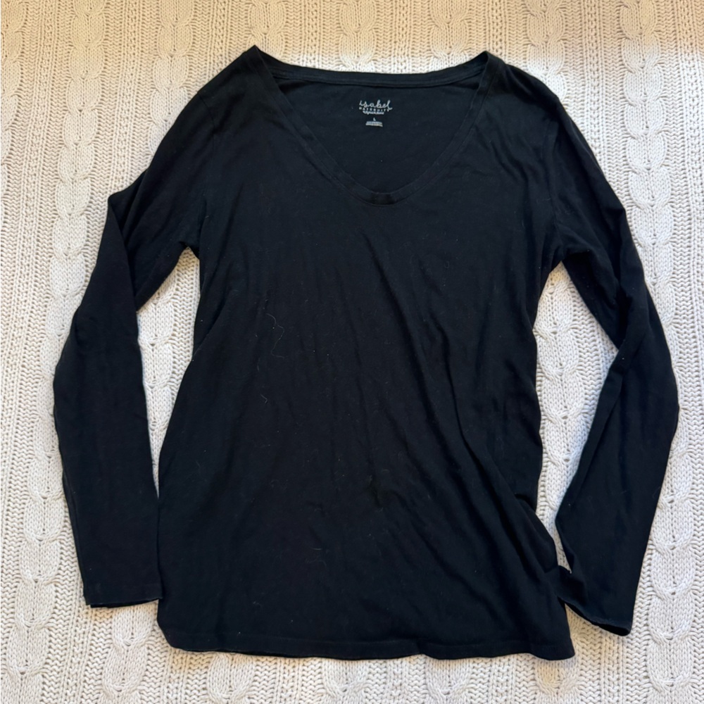 Isabel Maternity by Ingrid & Isabel Navy V-Neck Top